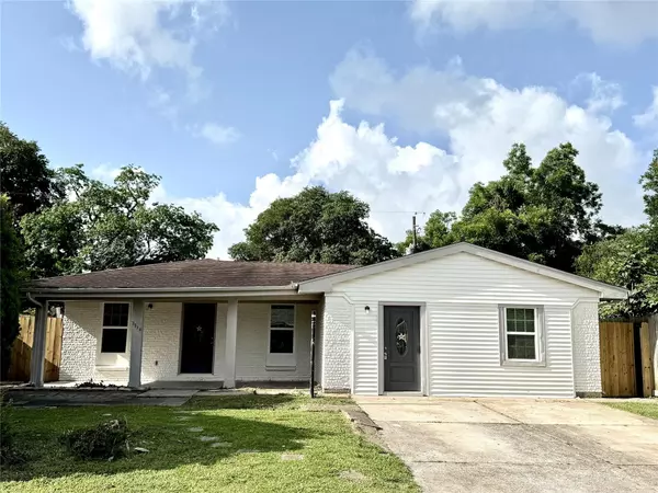 3514 Mattye Maye DR, Pasadena, TX 77503