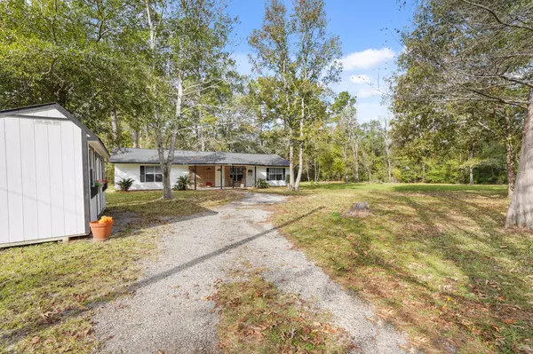 New Caney, TX 77357,17078 Oak Grove LN