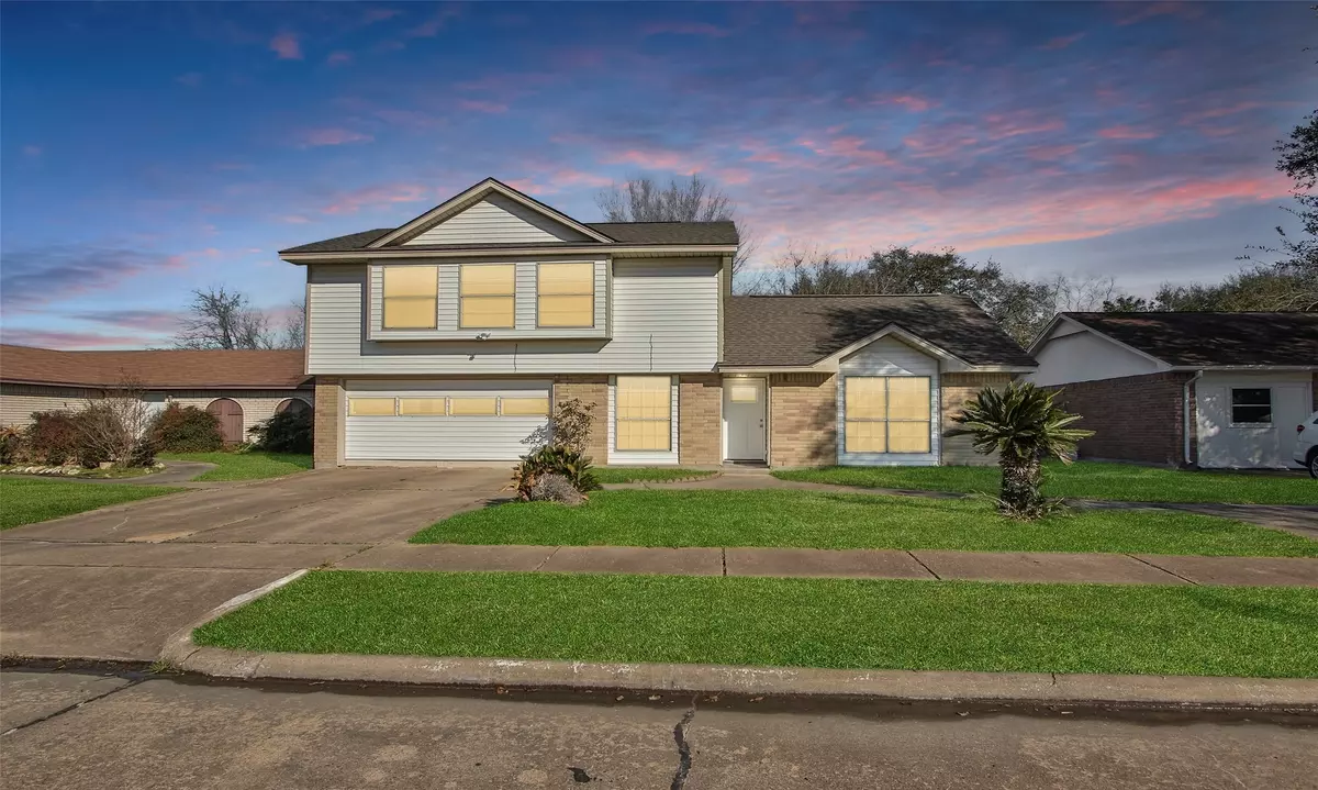 La Porte, TX 77571,5018 Creekview DR