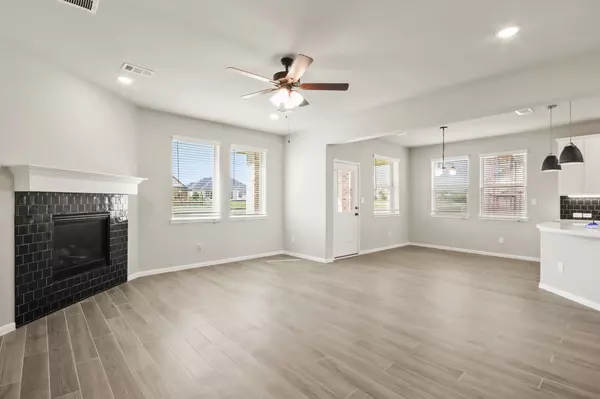 Montgomery, TX 77356,128 Peninsula Point DR