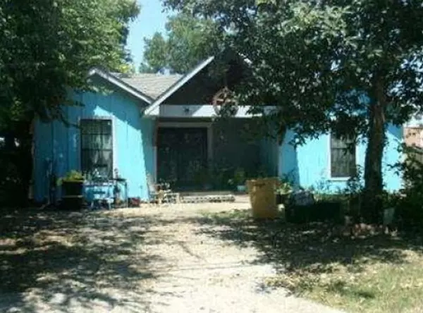 626 Austin ST, Grand Prairie, TN 75051