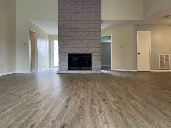 Sugar Land, TX 77479,2726 Mesquite DR