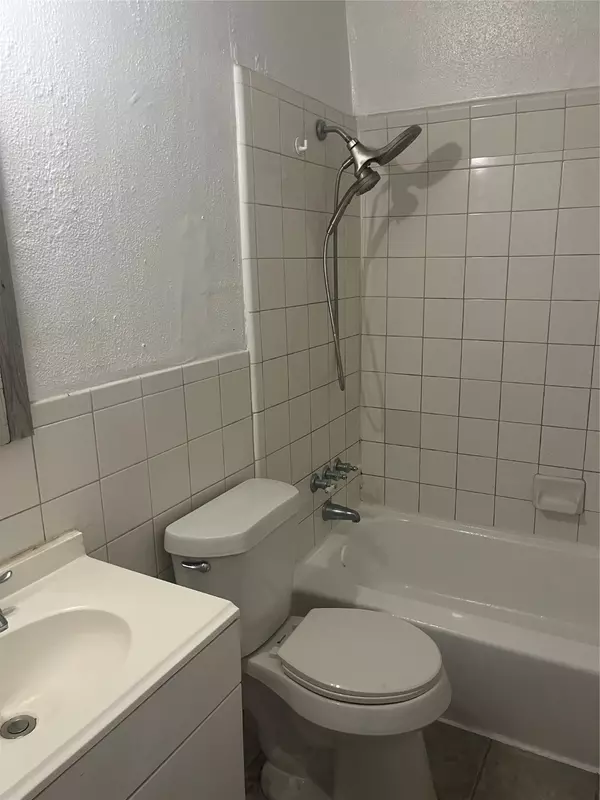Houston, TX 77043,1220 Shadowdale DR #17