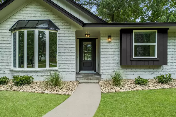 Conroe, TX 77302,566 Beauregard DR