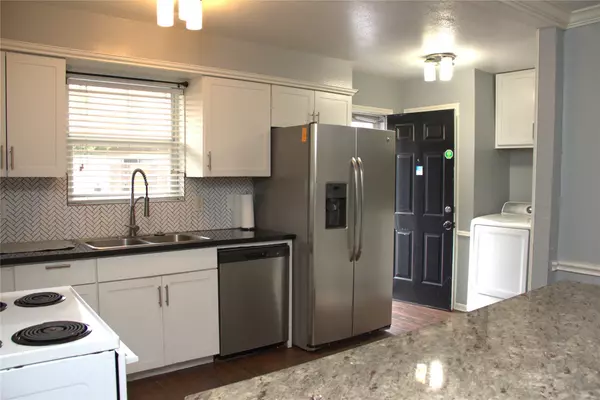 Houston, TX 77057,2574 Marilee LN #2