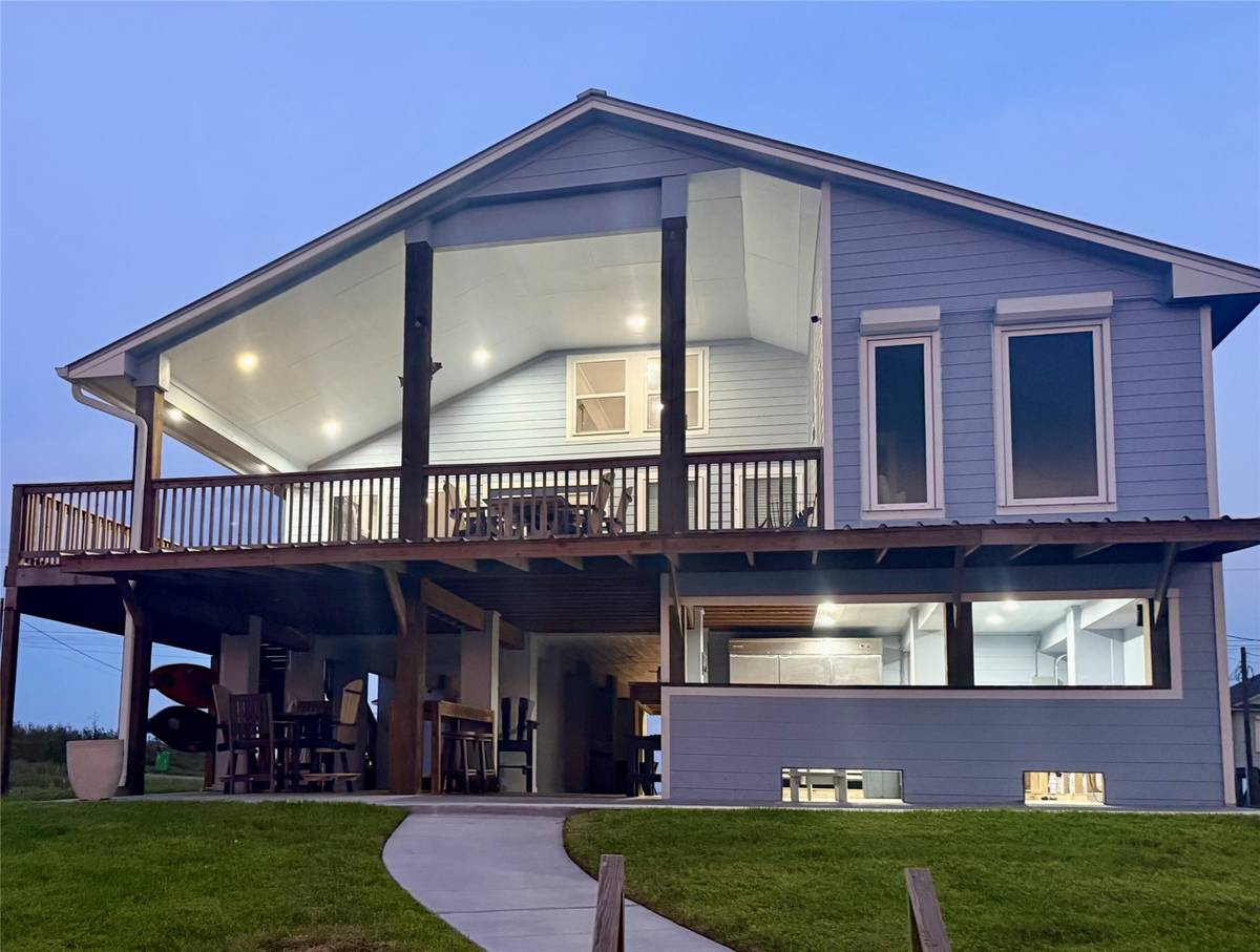 Sargent, TX 77414,525 County Road 230 Canal Drive