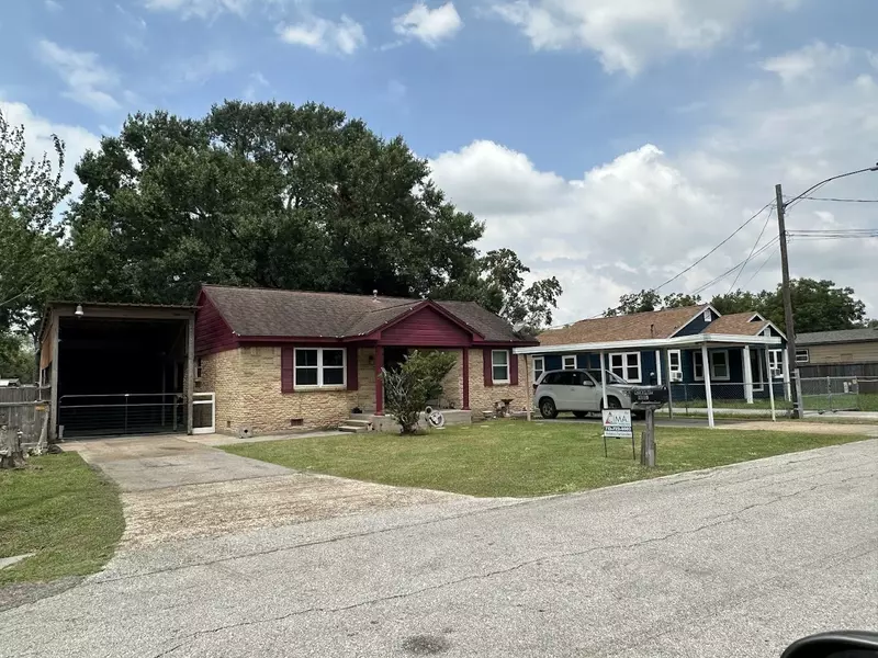 2710 Flowers ST, Pasadena, TX 77503