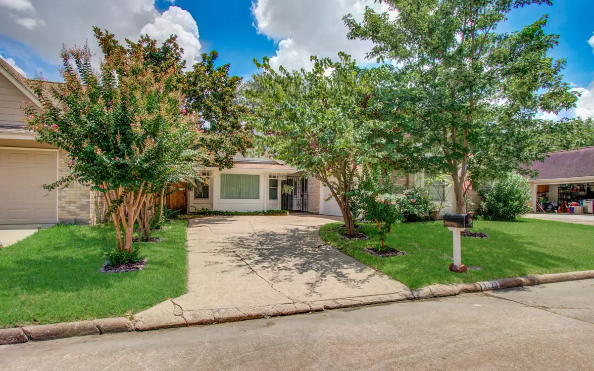Houston, TX 77082,3223 S Briar Knoll DR