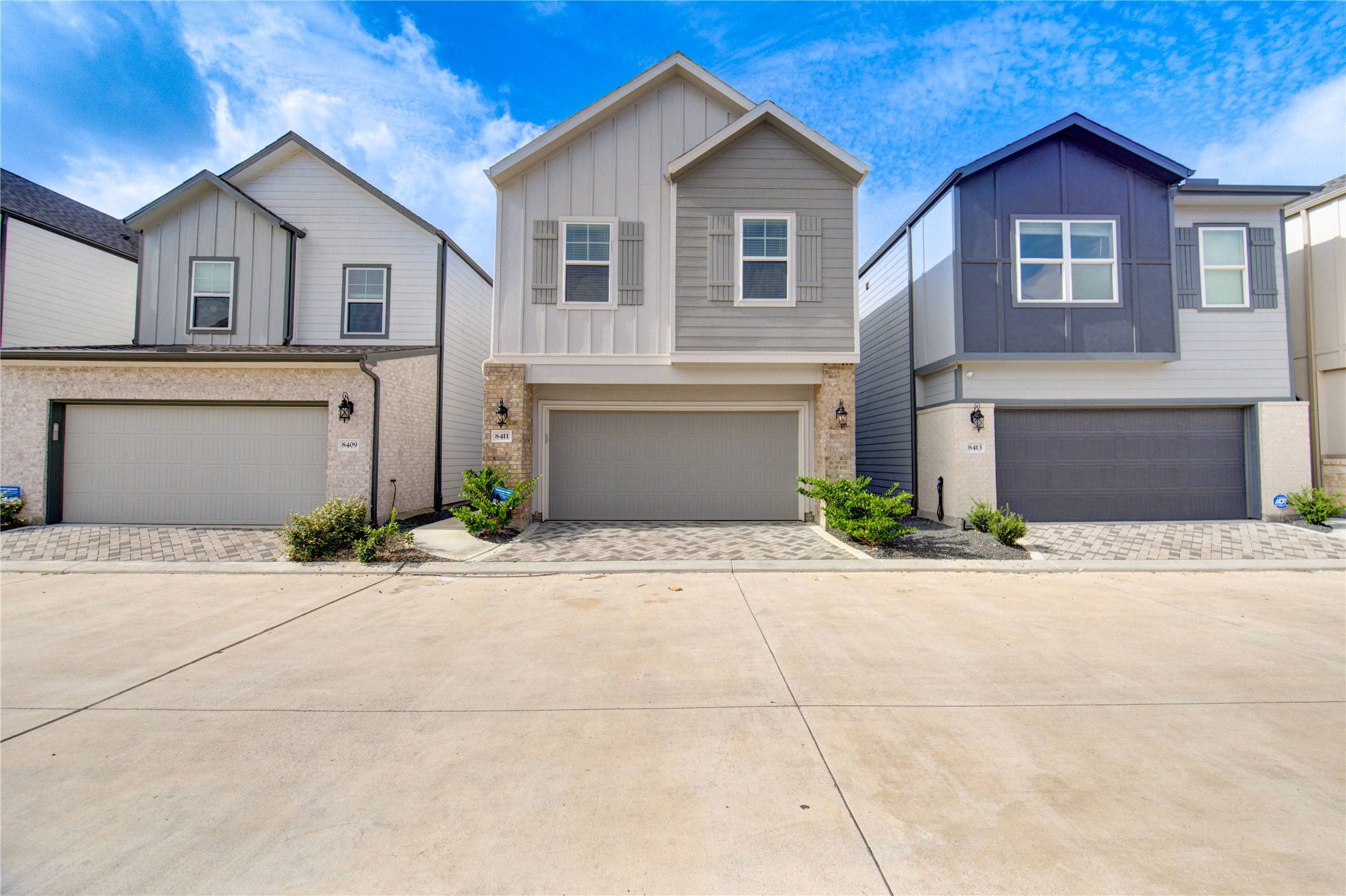 8411 Arden Valley LN, Houston, TX 77063