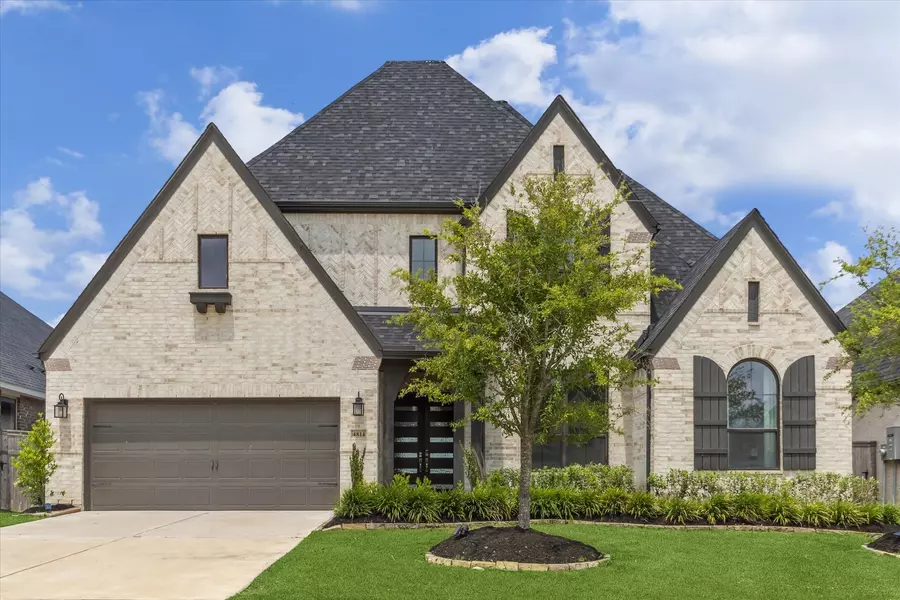 4814 Albany Shores LN, Fulshear, TX 77441