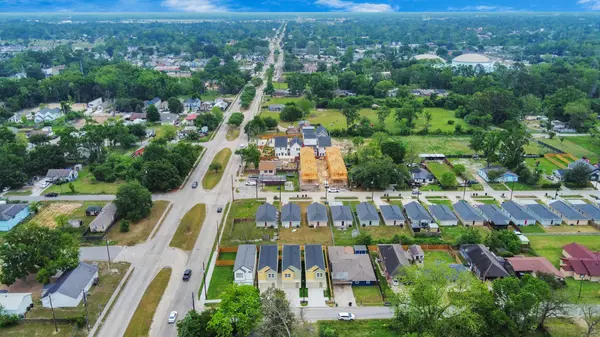 Houston, TX 77088,7540 Charlie St ST