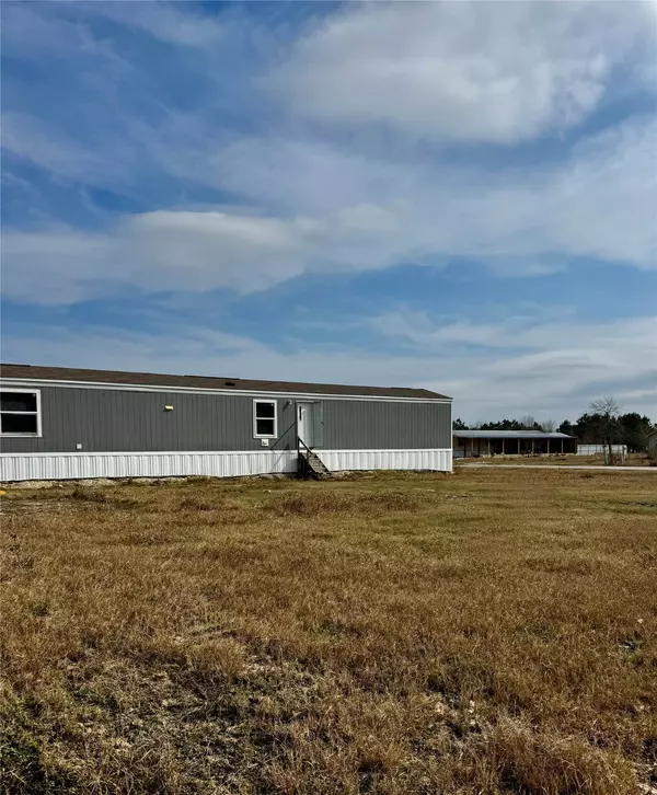 5177 Road 5210, Cleveland, TX 77327