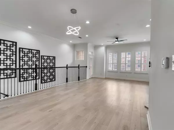 Houston, TX 77070,1 Versante CT