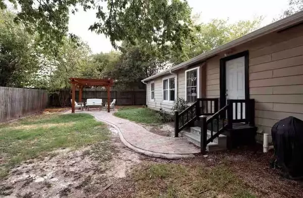 College Station, TX 77840,318 KYLE AVENUE