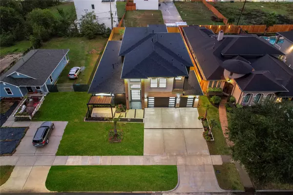 3902 Charleston ST, Houston, TX 77021