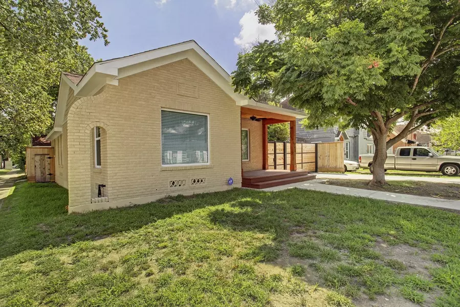 2401 Eagle ST, Houston, TX 77004
