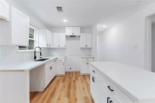 Houston, TX 77016,9318 Sundown DR