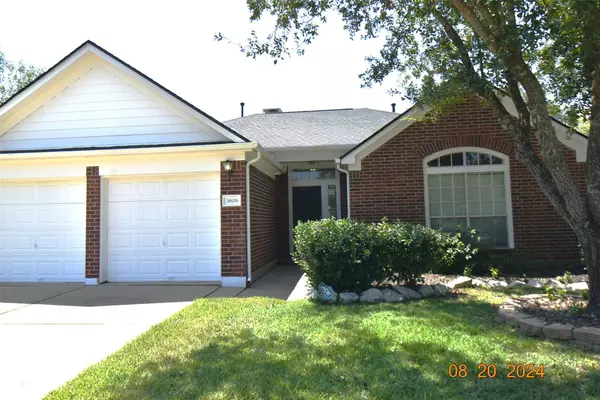 3806 Vinecrest DR, Pearland, TX 77584