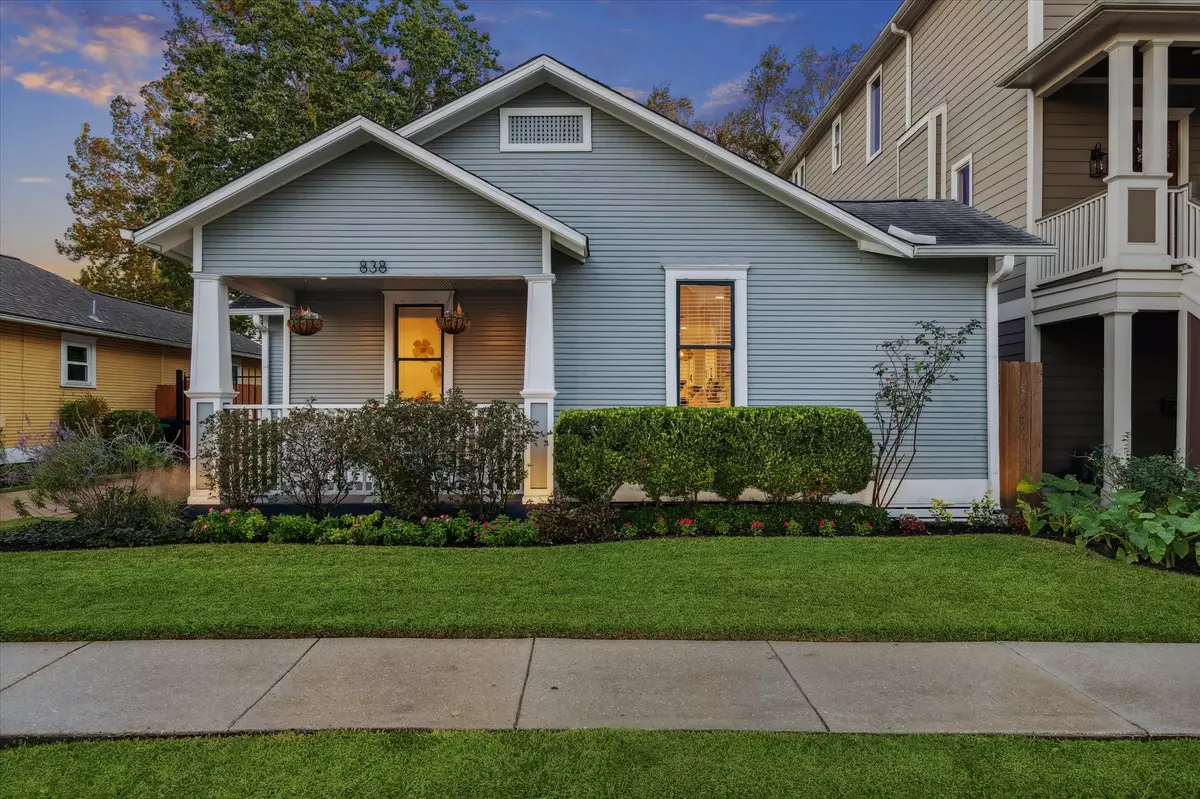 Houston, TX 77009,838 E 24th ST