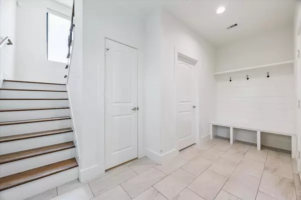 Houston, TX 77018,3836 Brinkman ST