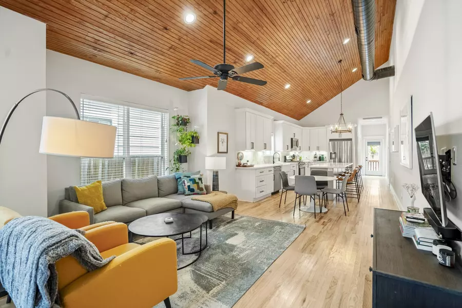 703 Dumble ST, Houston, TX 77023