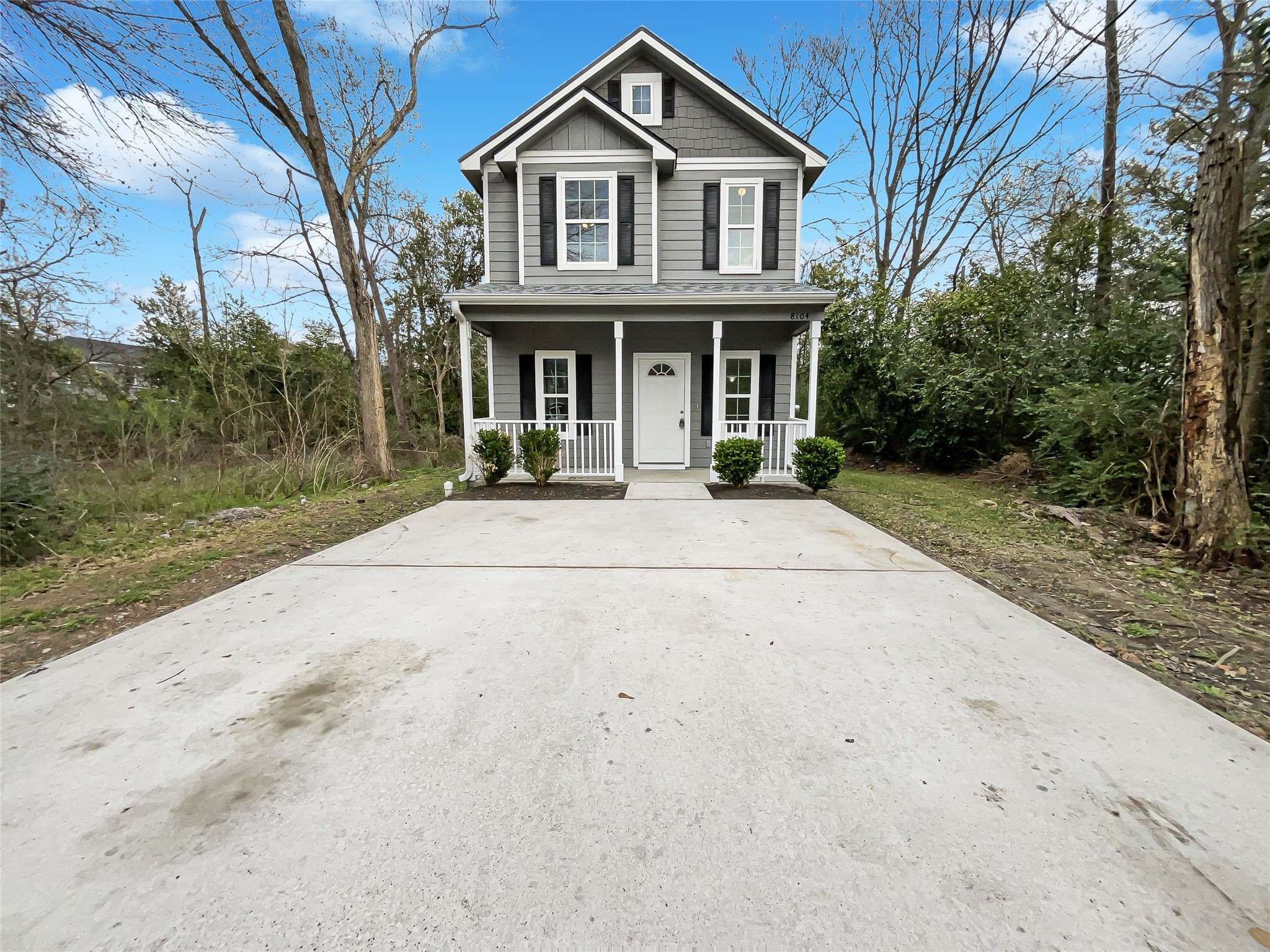 8104 Sunnyhill ST, Houston, TX 77088