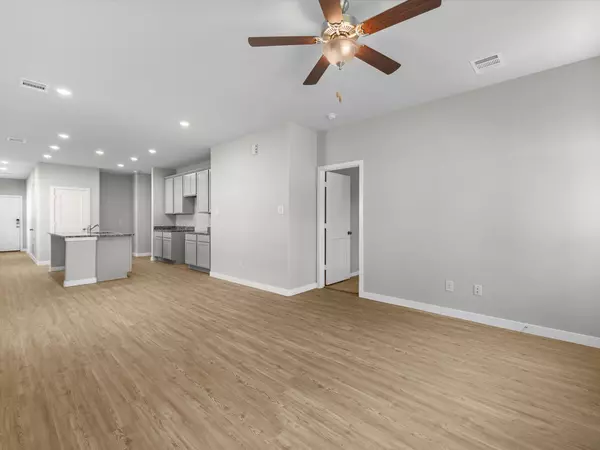 Conroe, TX 77302,16972 Needlepoint DR