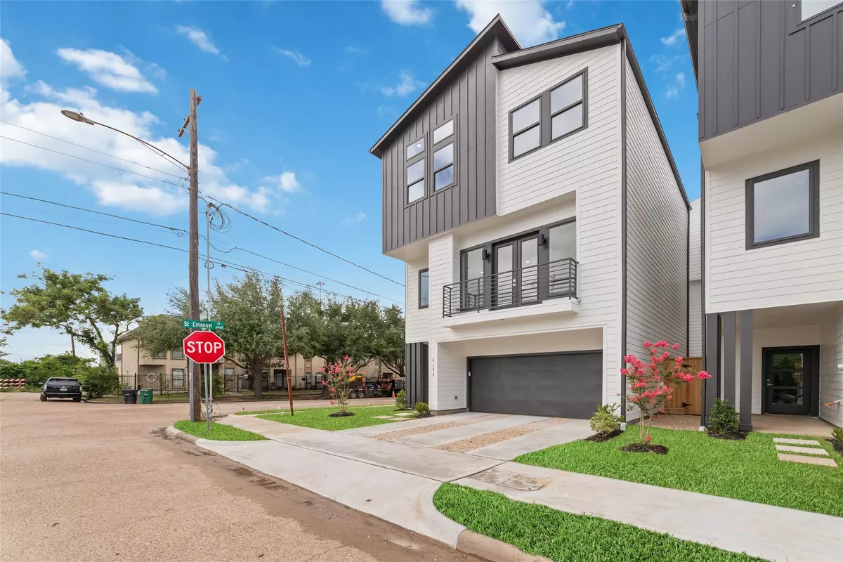 Houston, TX 77004,2107 Holman ST