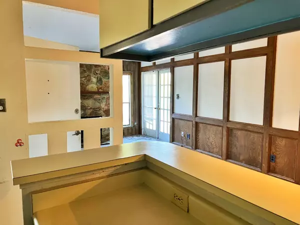 Houston, TX 77074,9000 Bissonnet ST #406