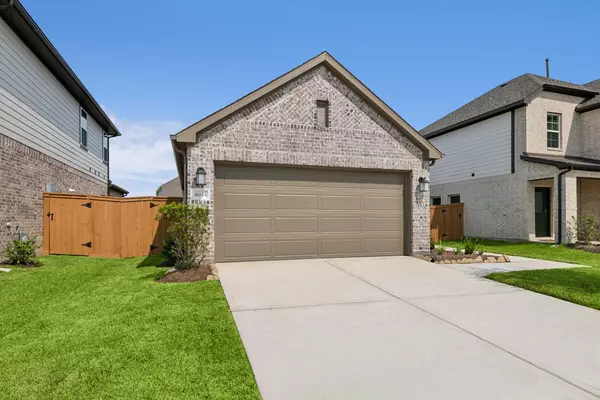 8034 Kay Harbor DR,  Cypress,  TX 77433