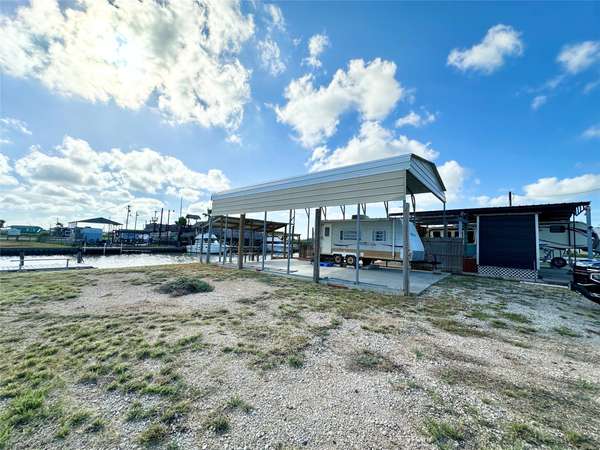 2439 Gulfview DR, Sargent, TX 77414