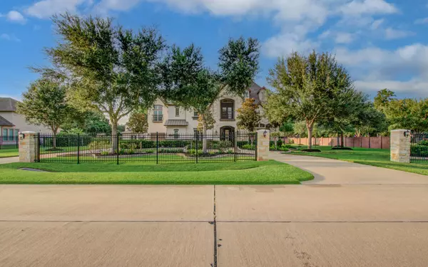 4502 Southhampton CT, Missouri City, TX 77459
