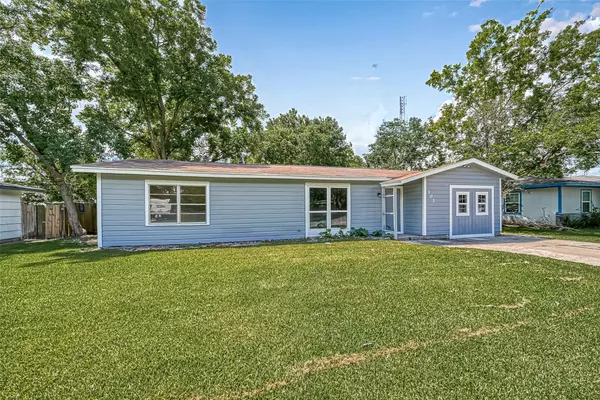 League City, TX 77573,303 W Wilkins ST