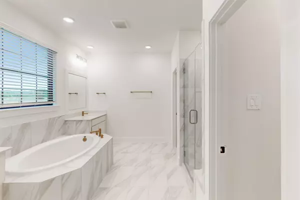 Tomball, TX 77377,21010 Red Arbutus CT