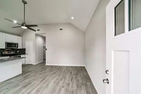 Montgomery, TX 77316,16613 E Lynbrook