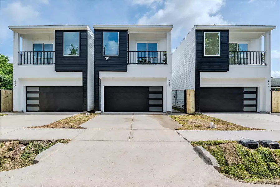 1911 Dewalt Street, Houston, TX 77088