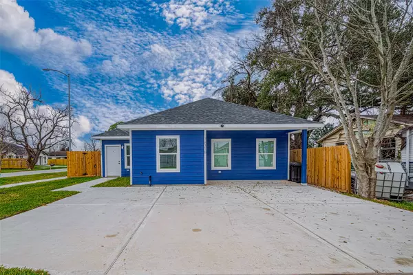 7831 Birmingham ST, Houston, TX 77028