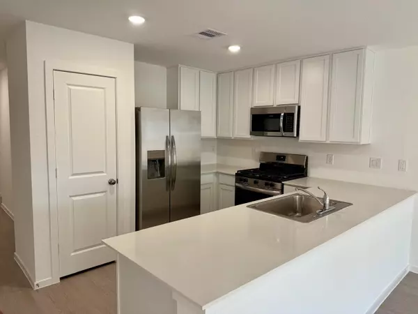 Beasley, TX 77417,10914 Silver Canoe DR