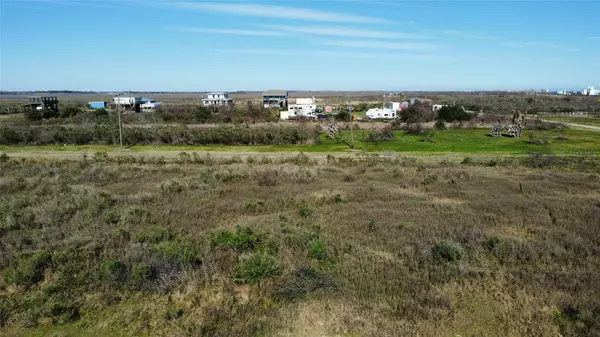 Crystal Beach, TX 77650,1113 Guppy