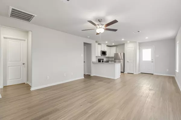 Houston, TX 77016,8117 Sunberry Shadow DR