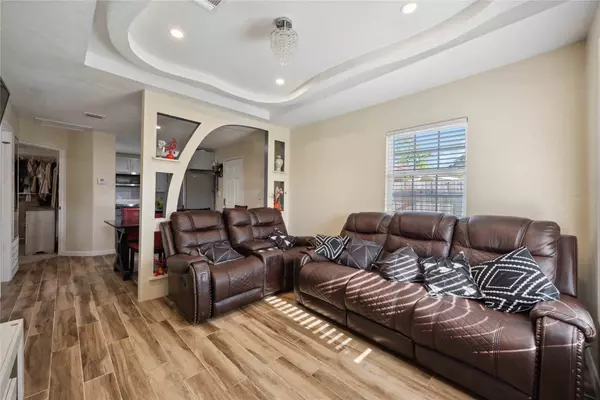 Houston, TX 77026,2311 Russell ST