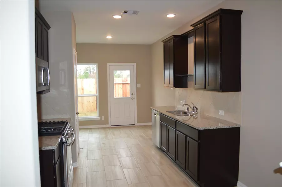 3230 Harmony Creek LN, Spring, TX 77386
