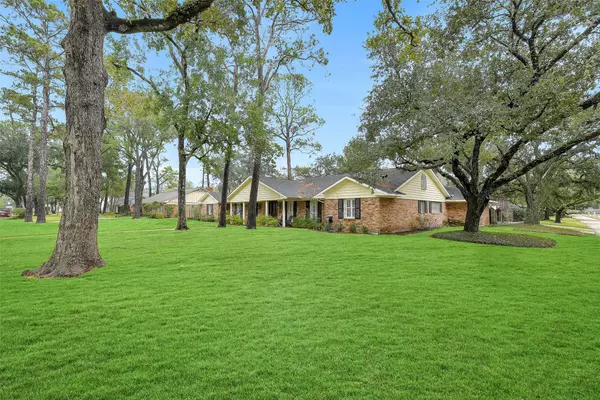 Houston, TX 77024,10635 N Evers Park PARK