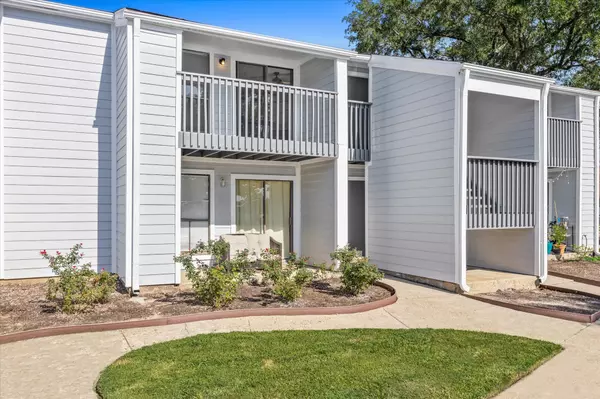 Montgomery, TX 77356,13151 Walden RD #170