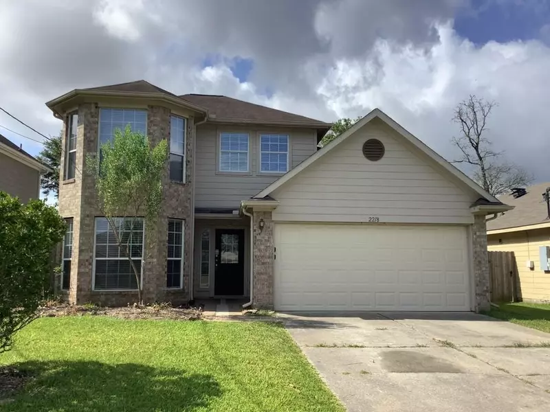 2218 Shady Pine DR, Conroe, TX 77301