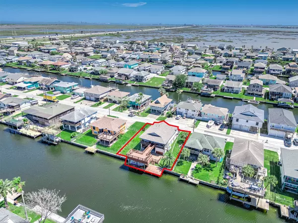 Bayou Vista, TX 77563,731 Marlin ST