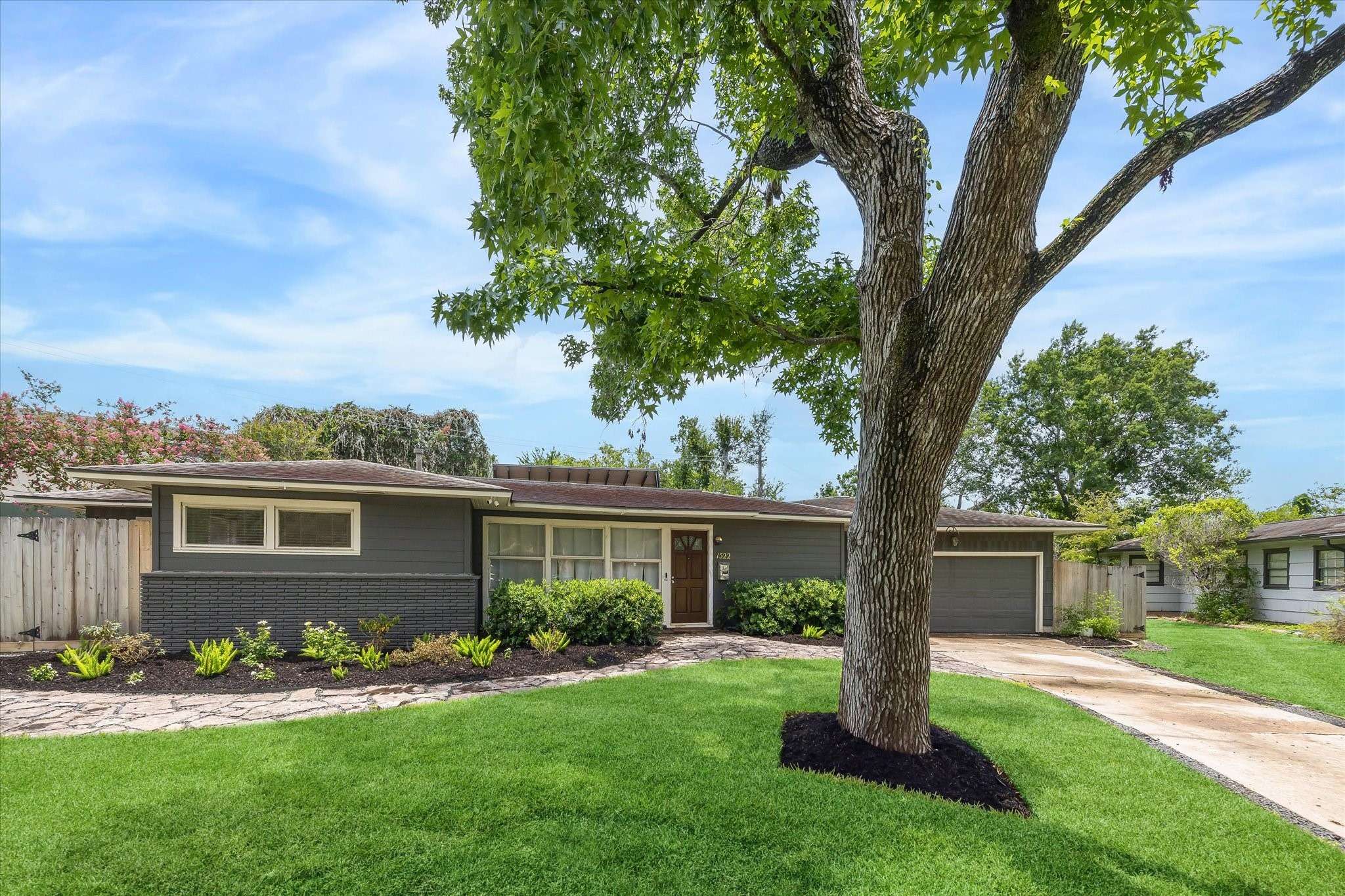 Houston, TX 77008,1522 Glen Oaks ST