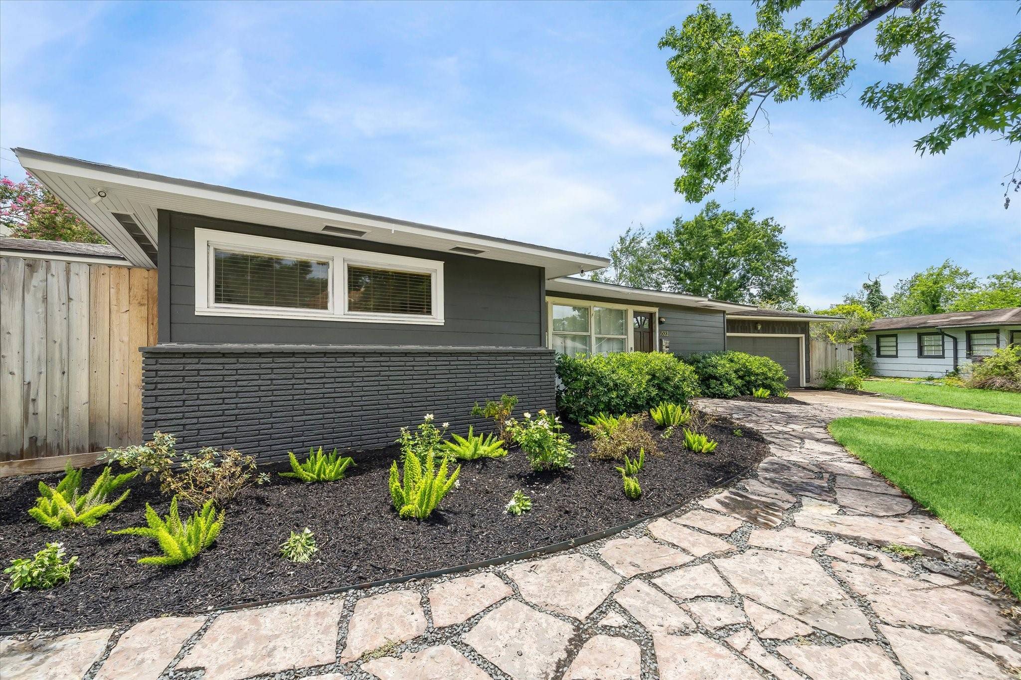 Houston, TX 77008,1522 Glen Oaks ST