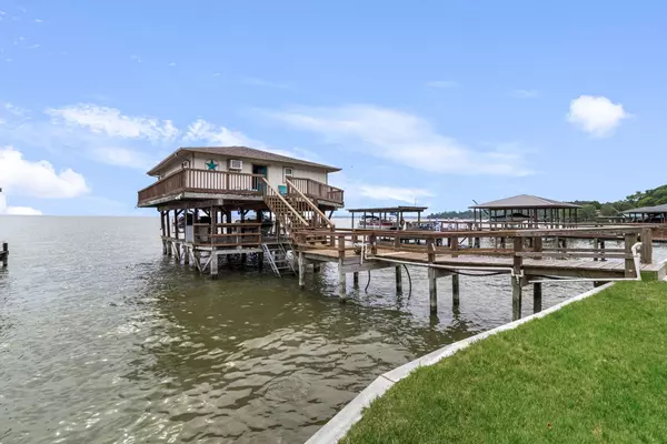 200 Little Dove, Livingston, TX 77351