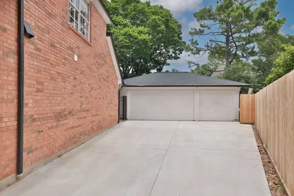 Houston, TX 77095,15902 Ivy Bridge LN